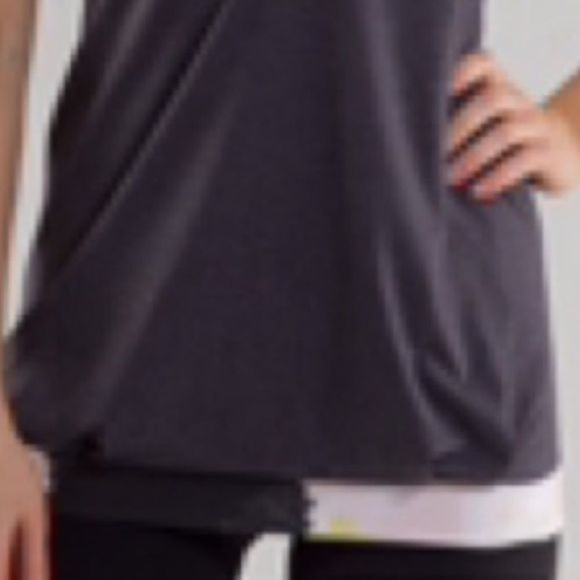 Lululemon Pure Focus Tank l - Picture 4 of 8